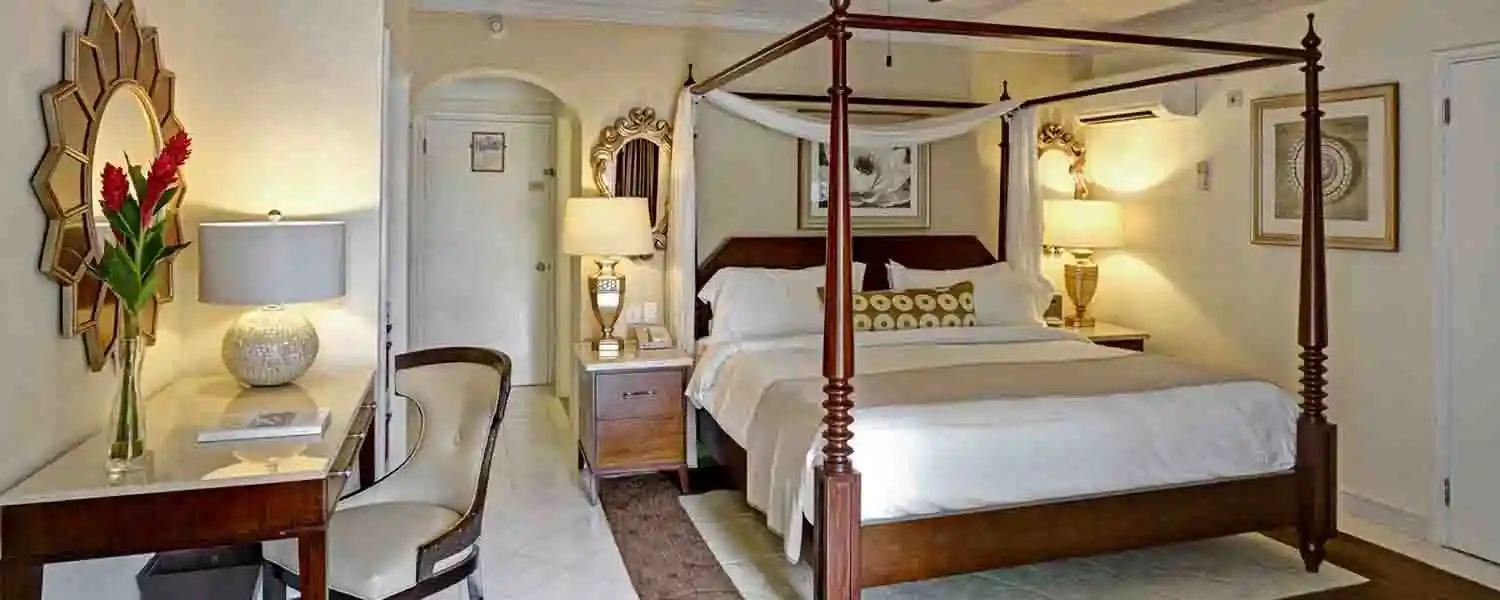 Colony Club by Elegant Hotels-1